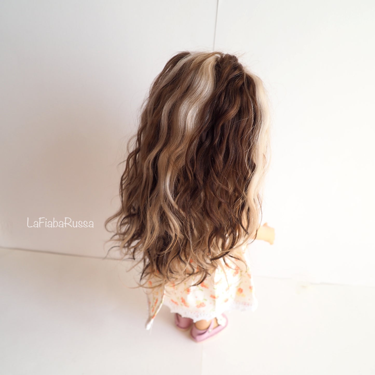 Paola reina Doll Wig from Angora Mohair multi color dark Blonde and blonde.