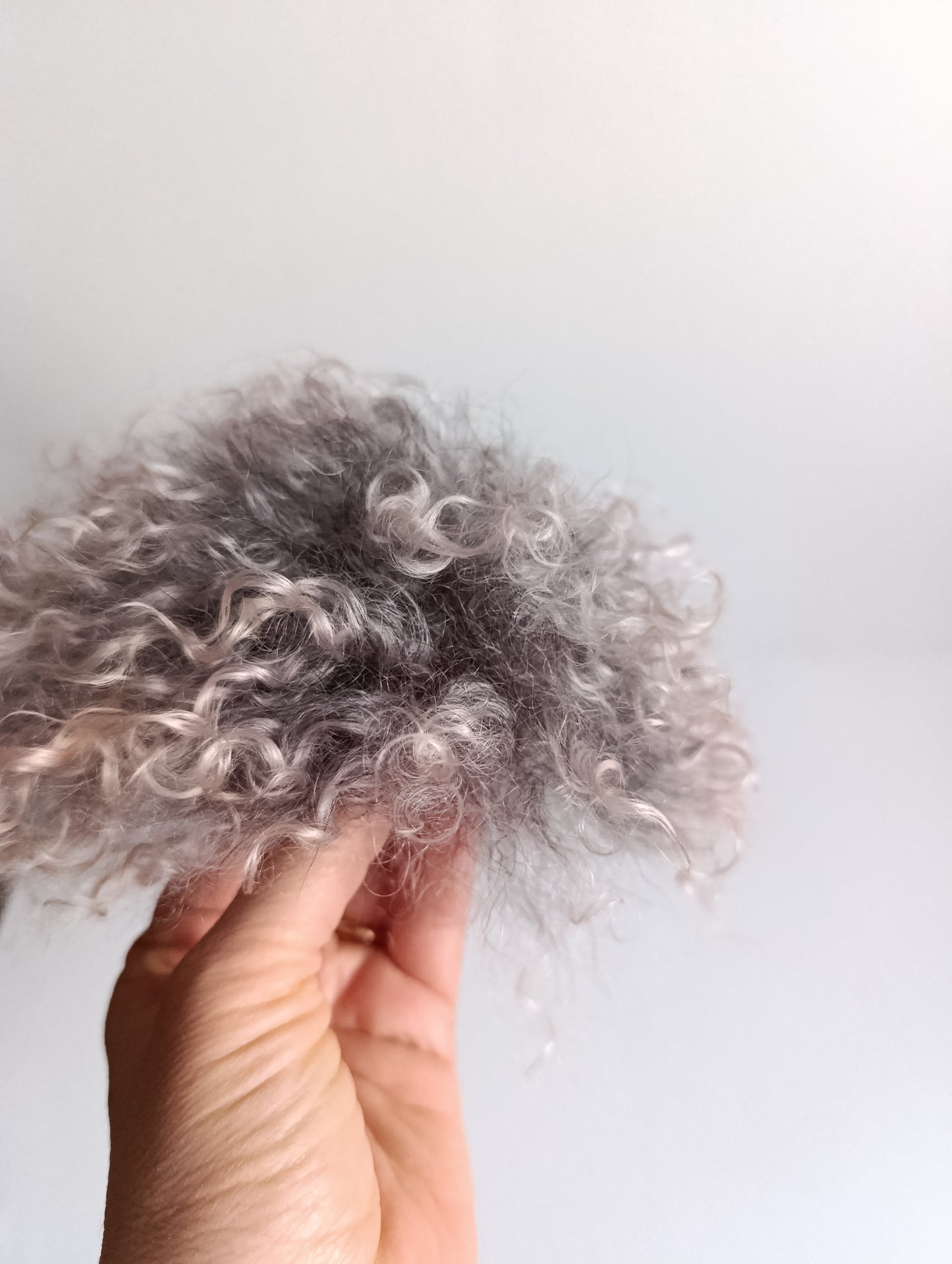 Qbaby Blythe pullip pink gray doll Angora Mohair Natural curly complete scalp