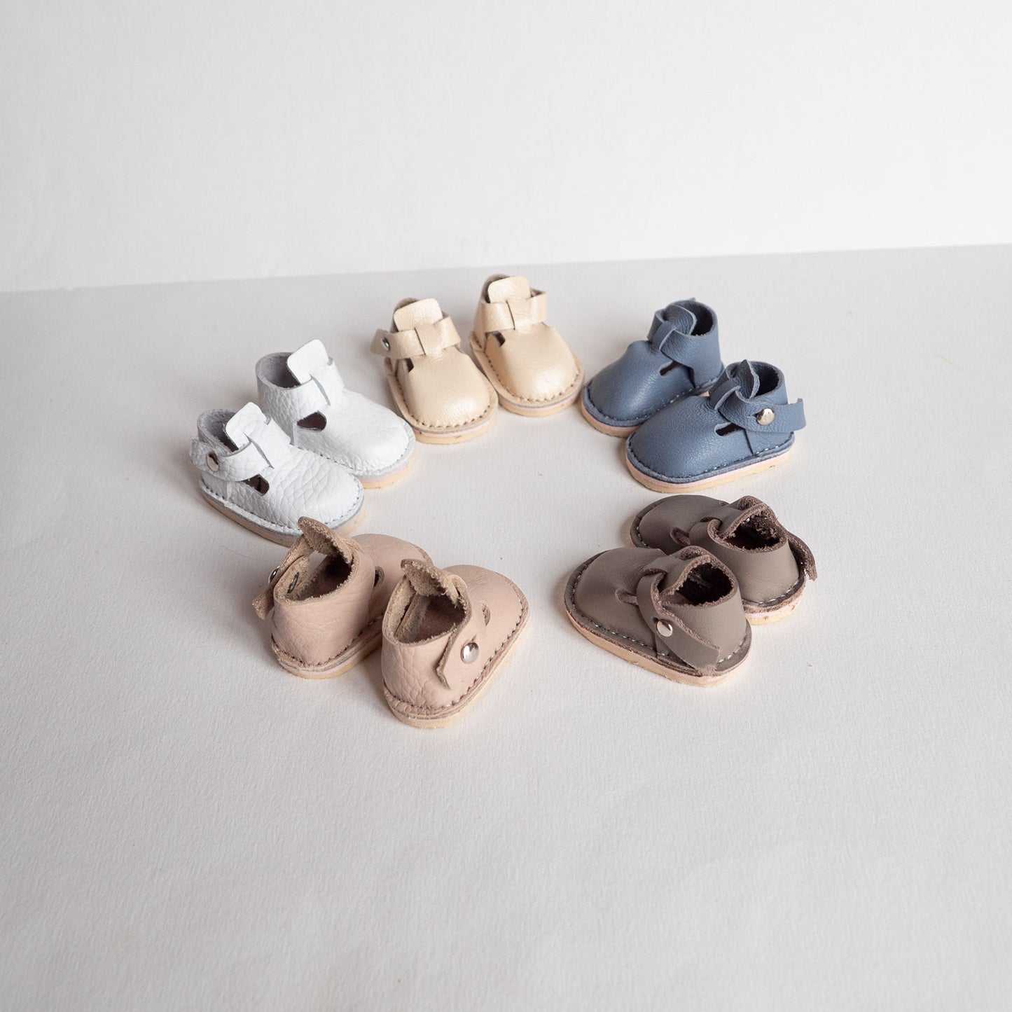 sandals Genuine leather doll shoes 5 cm for 13 inch dolls.