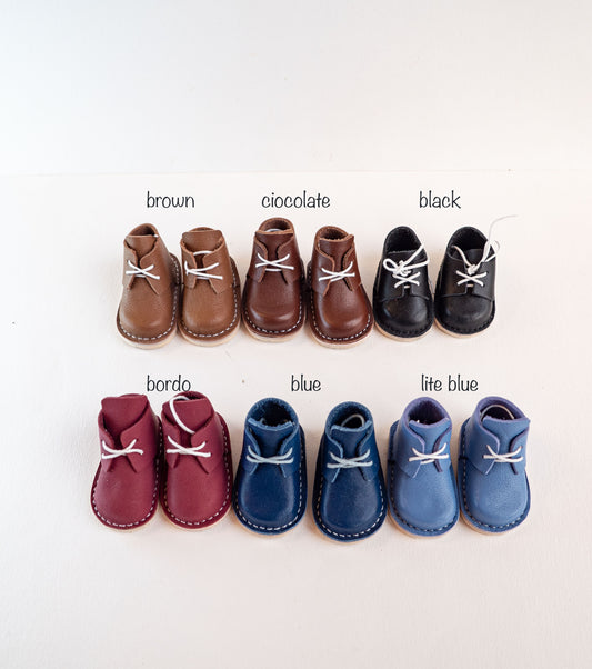 Brown Doll shoes boots for Paola Reina Boys